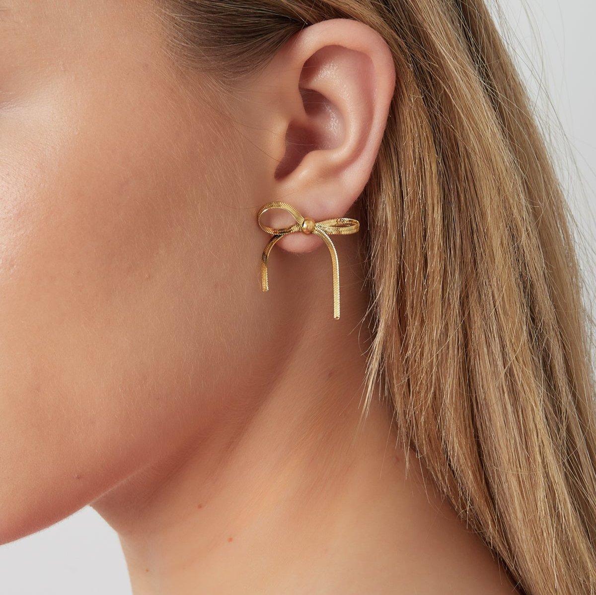 Oorbellen bow bliss - zilver