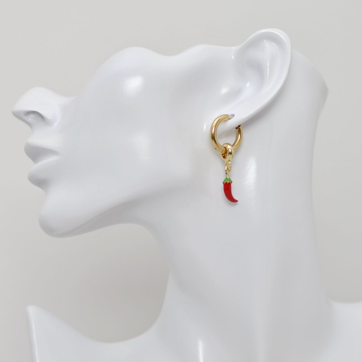 Hoops met peper bedel - goudkleurig