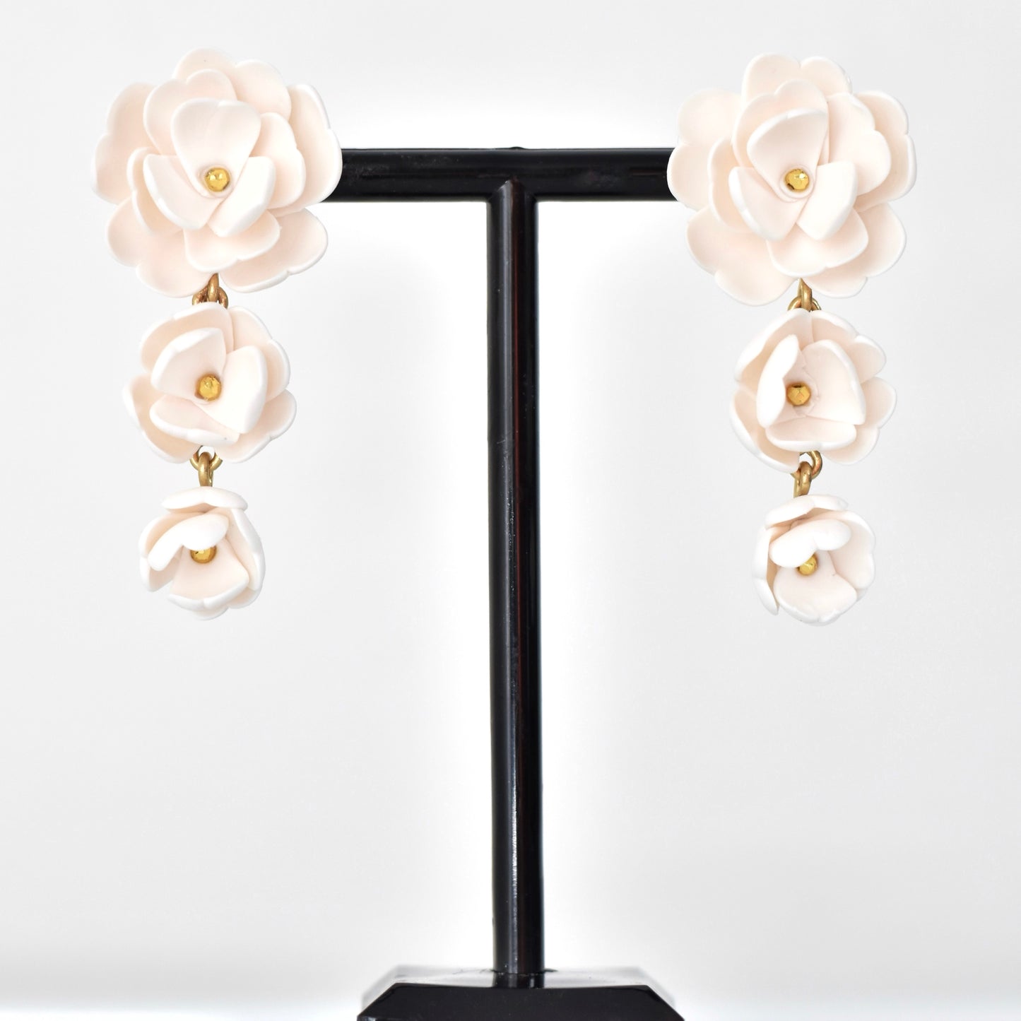 Bloem oorbellen - wedding collectie