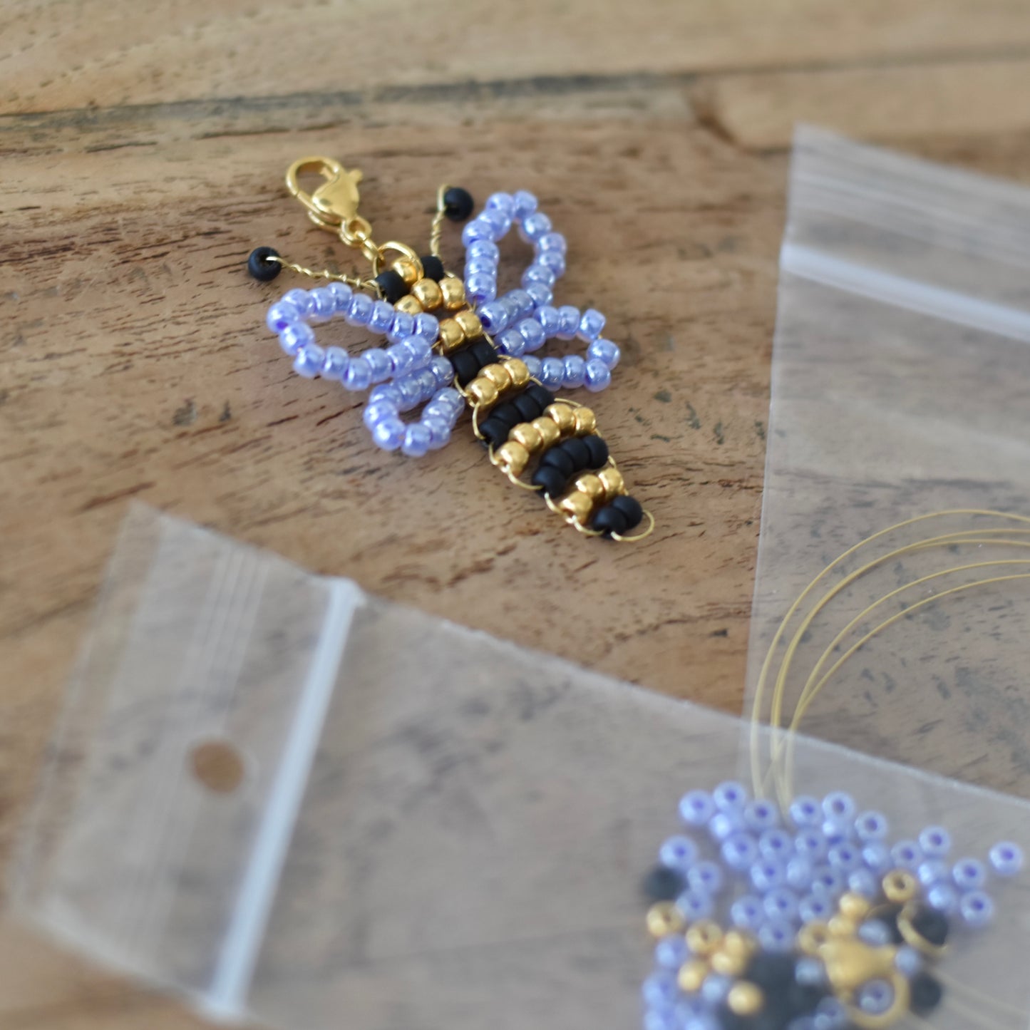 DIY kralen bijen bedel