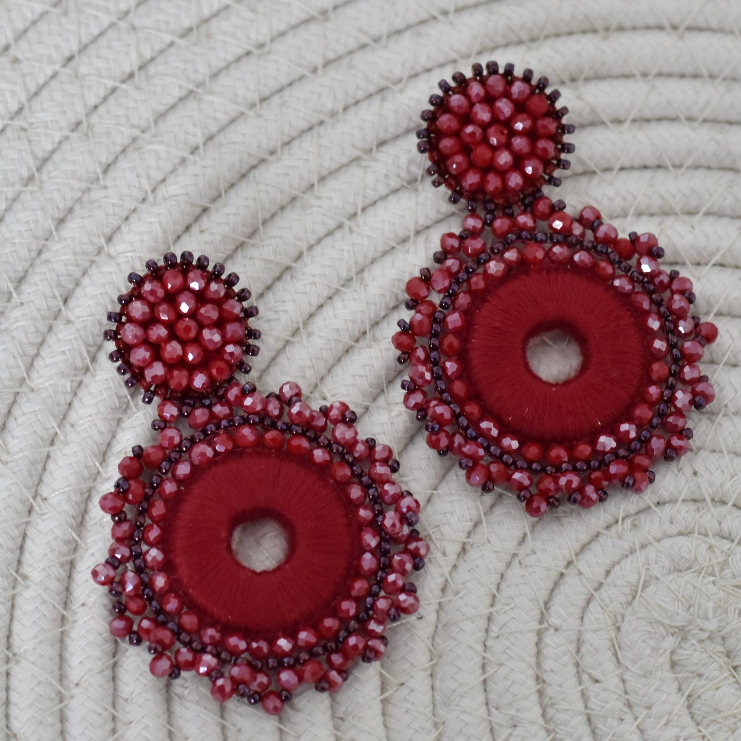 Ronde kralen oorbellen - Burgundy