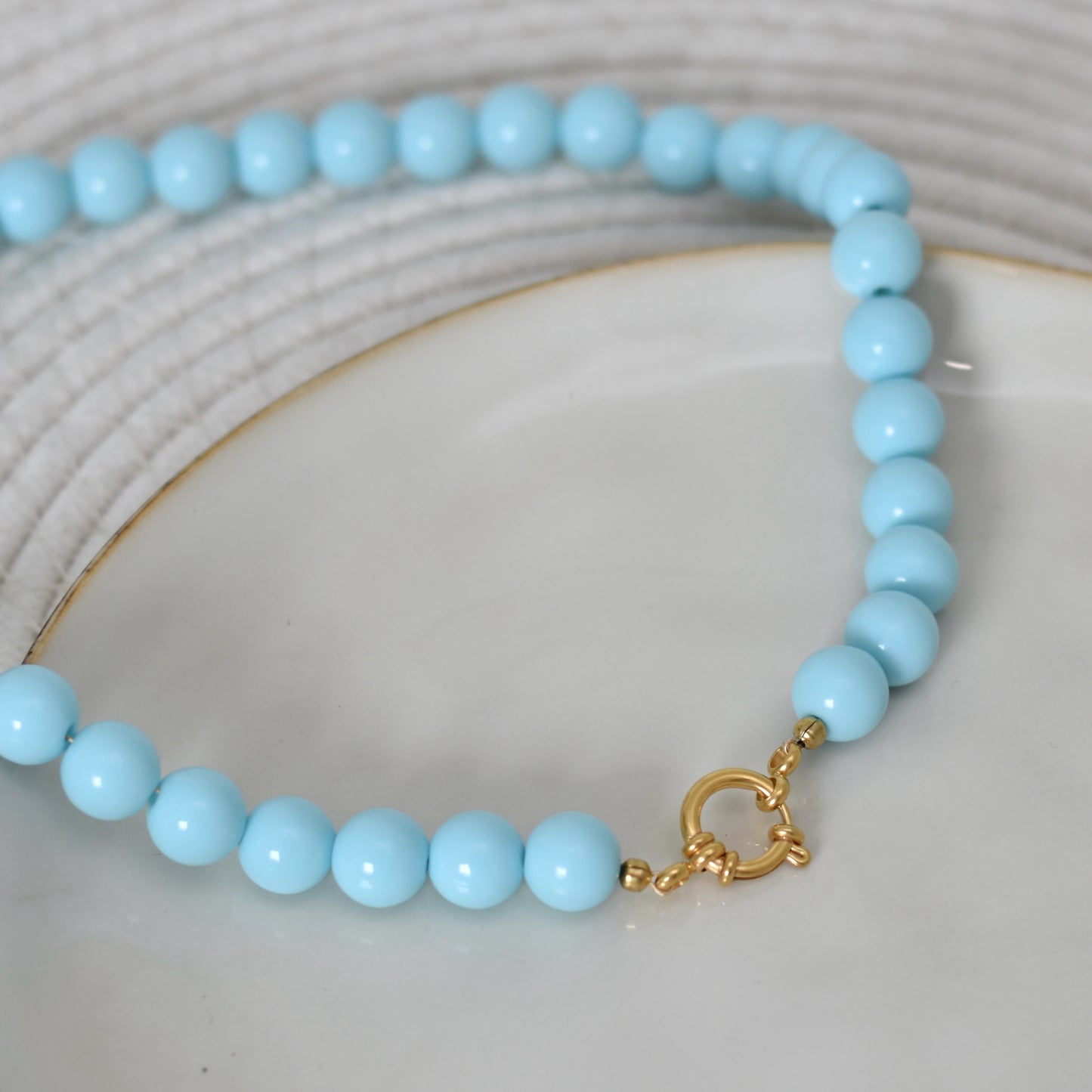Kralen ketting met boeislot - 5 pastel kleuren 12mm
