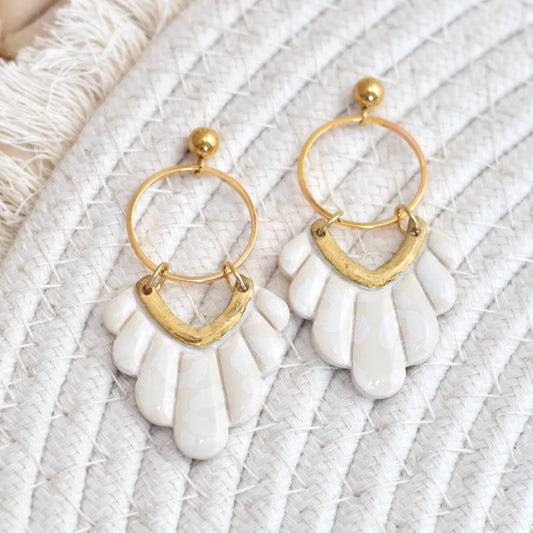 Boho beige statement oorbellen