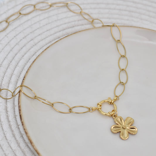 Grote ovale schakelketting met bloem bedel - Goudkleurig