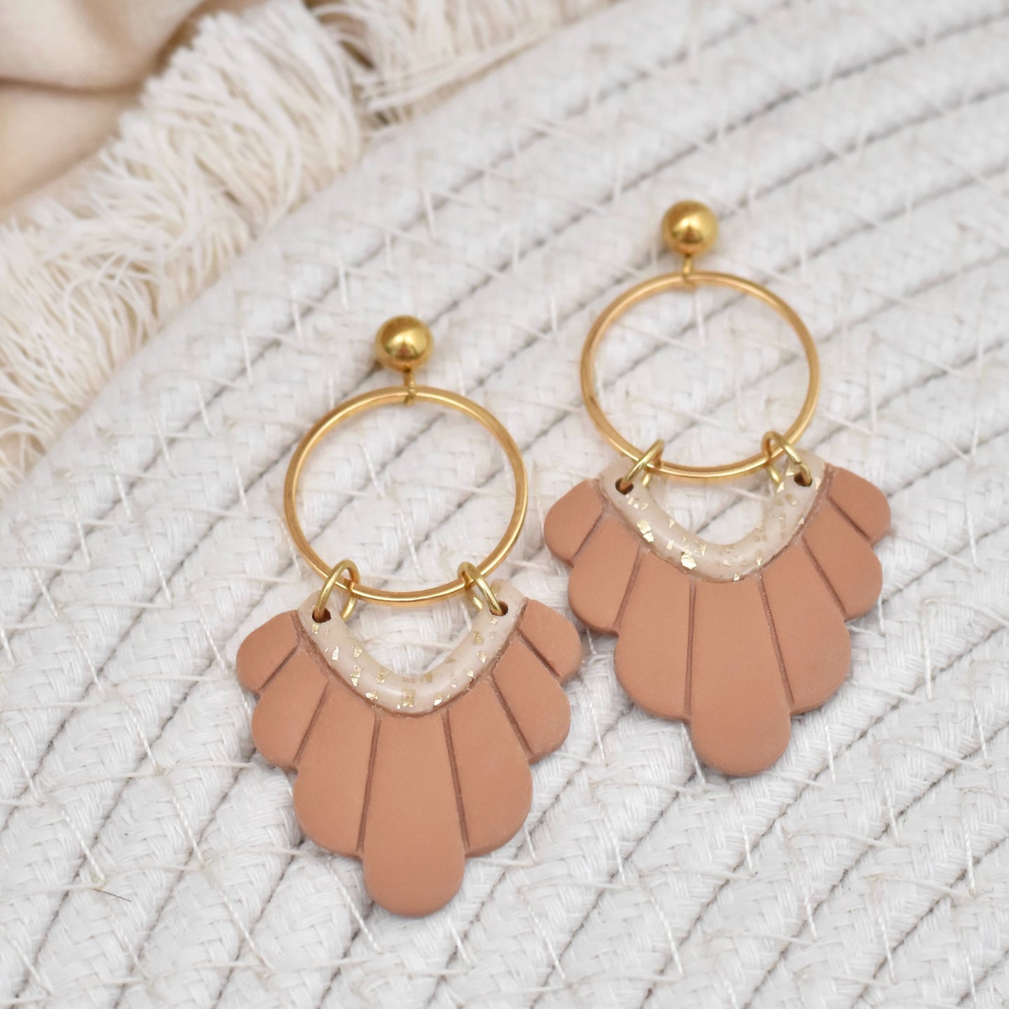 Boho zacht bruine statement oorbellen
