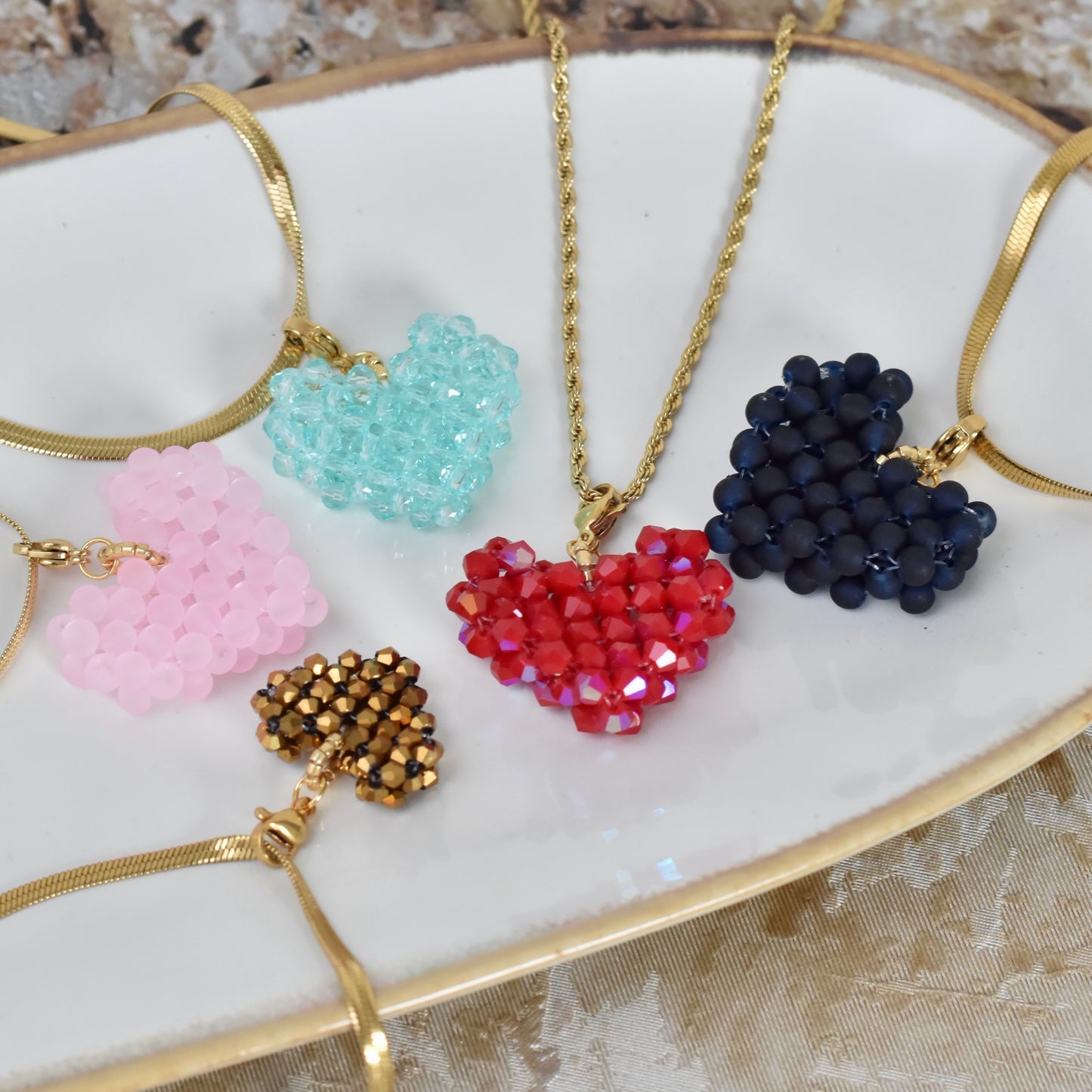 Snake ketting met kralen hart bedel - groen