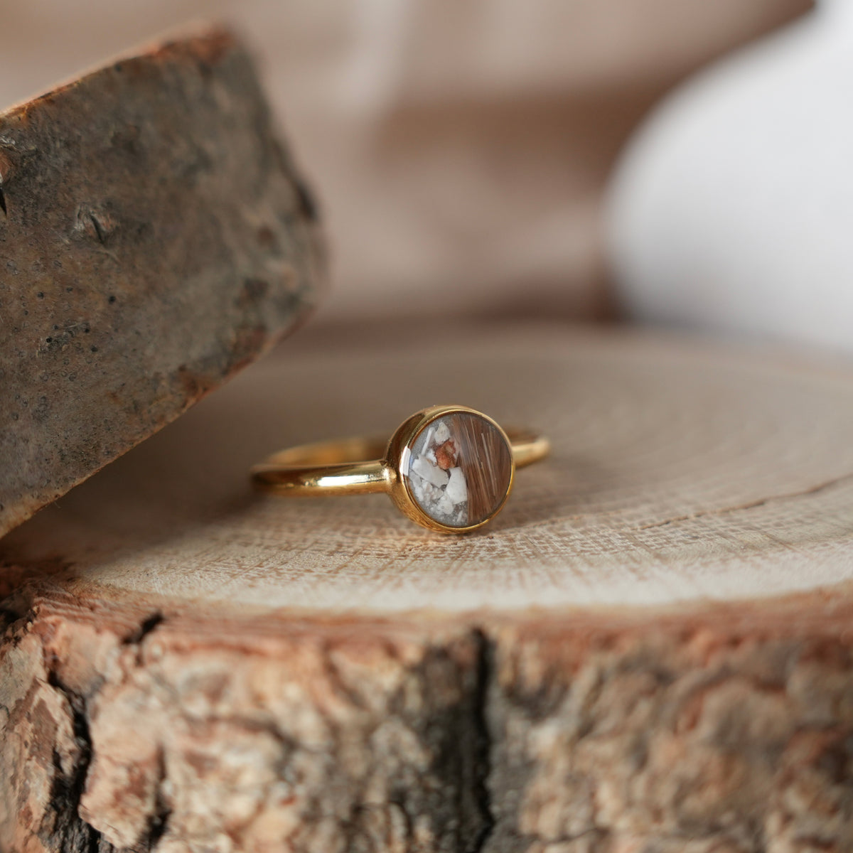Herinneringsring met haar/vacht rond - goud of zilverkleurig rvs