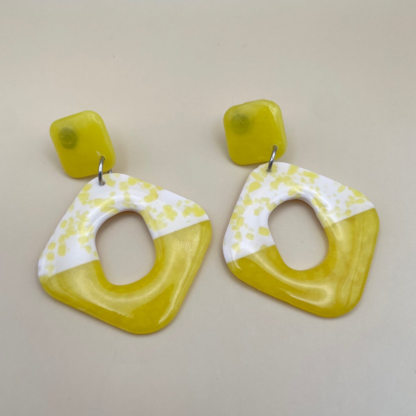 Statement oorbellen Yellow