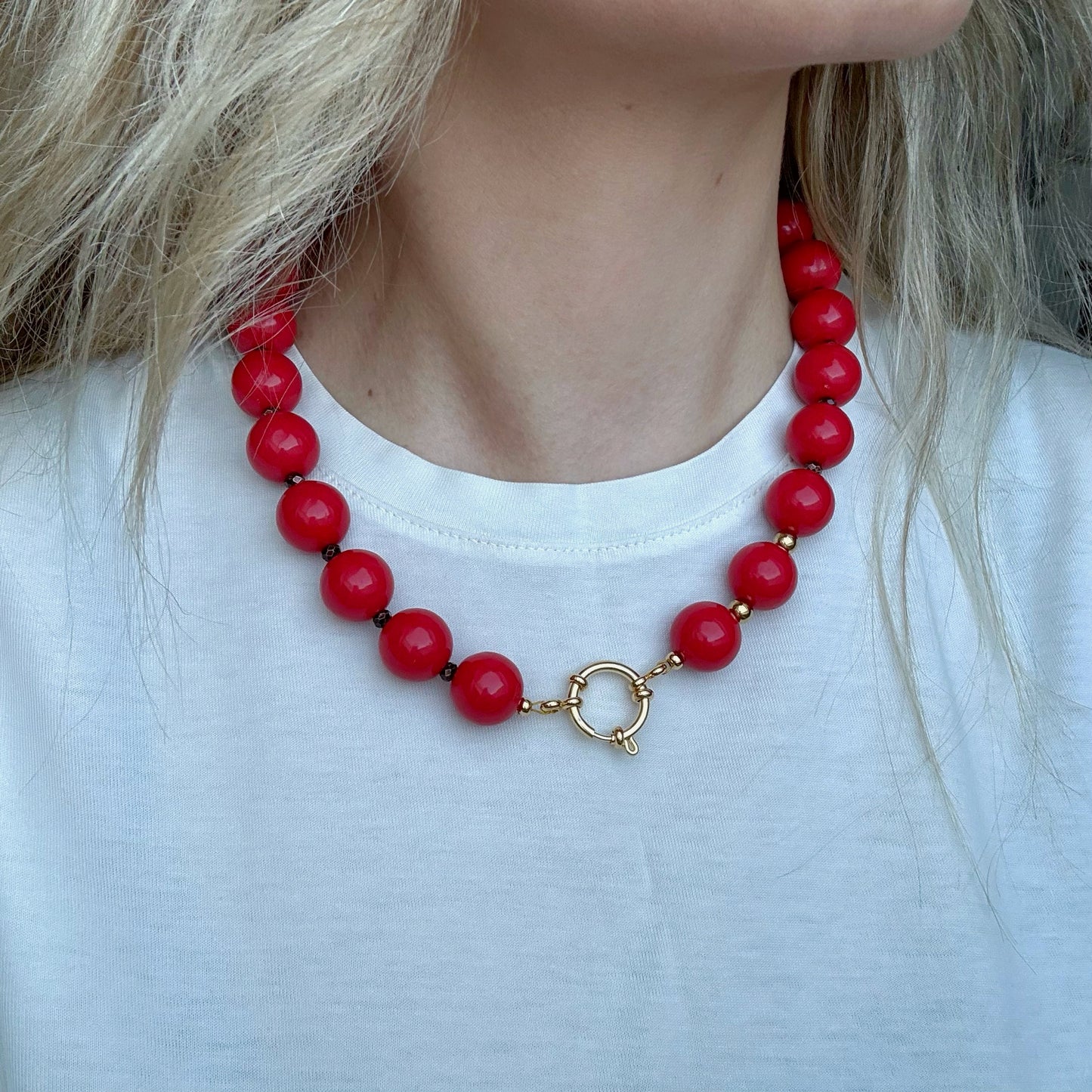 Bold red ketting - goud/zilverkleurig